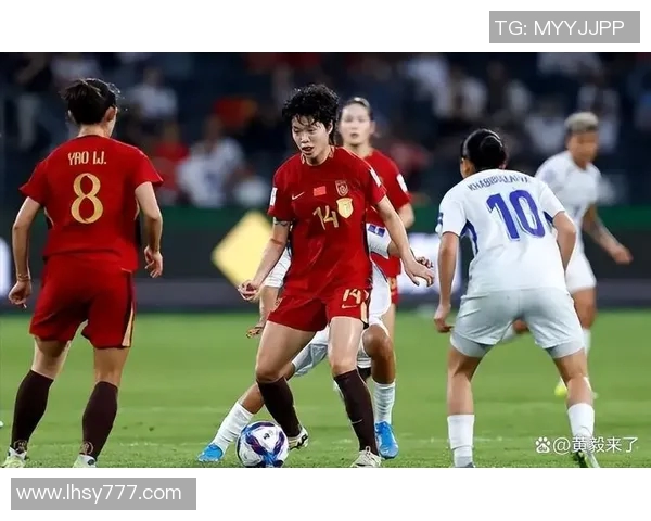 美国女足与南非女足激战正酣谁将赢得这场精彩对决 美国女足与南非女足激战正酣谁将赢得这场精彩对决